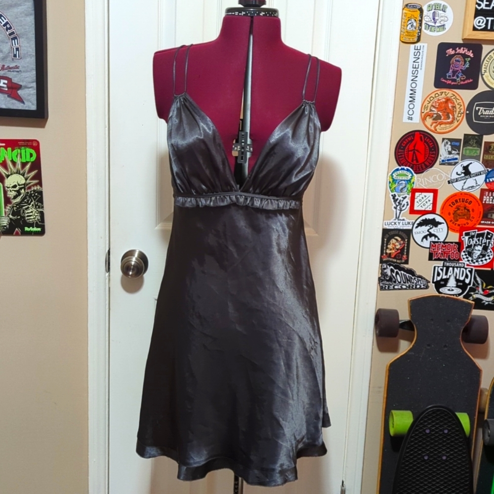 Morgan Taylor cute gray slip